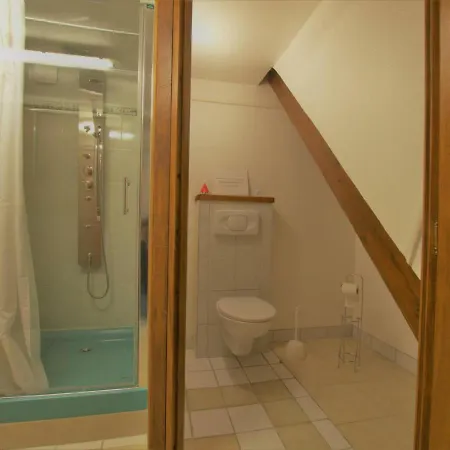 Hébergement de vacances Maizières-la-grande-paroisse, 4 Pièces, 6 Personnes - Fr-1-543-186 *